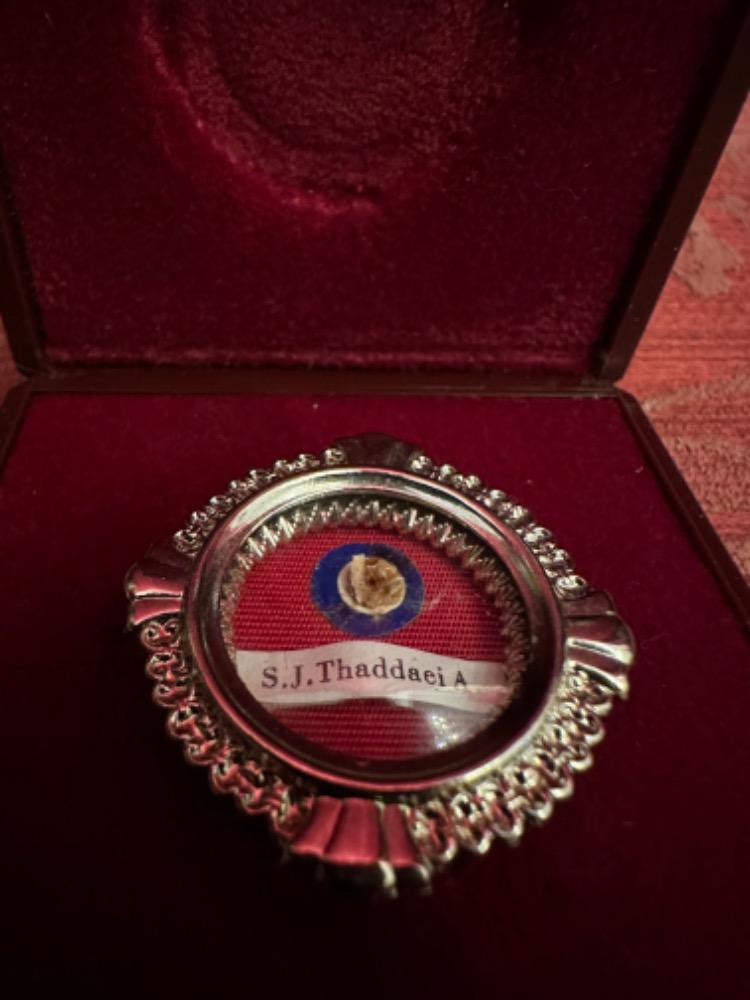1  Reliquary Relic Ex Ossibus St. Thaddaeius Apostle