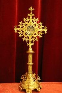 Reliquary. Relic Ex Sepulcro B.M.V.   en Full - Bronze - Gilt, France 19th century