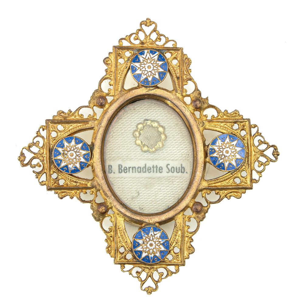 1  Reliquary - Relic Ex Velo Bernadette Soubirous