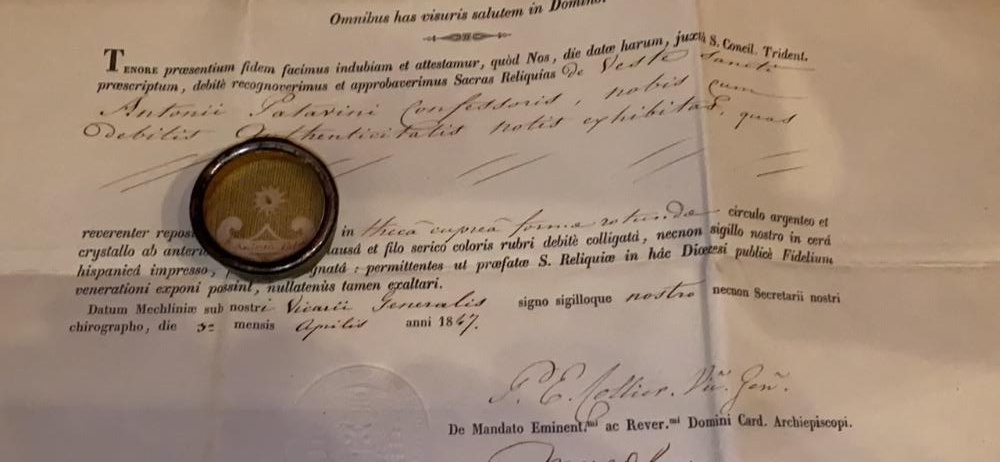 1  Reliquary - Relic Ex Veste St. Anthony Of Padua With Original Document