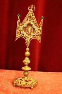 Reliquary - Relic Of The True Cross. No Document en Brass - Gilt - Semi Precious Stones , France 19th century (anno 1870)