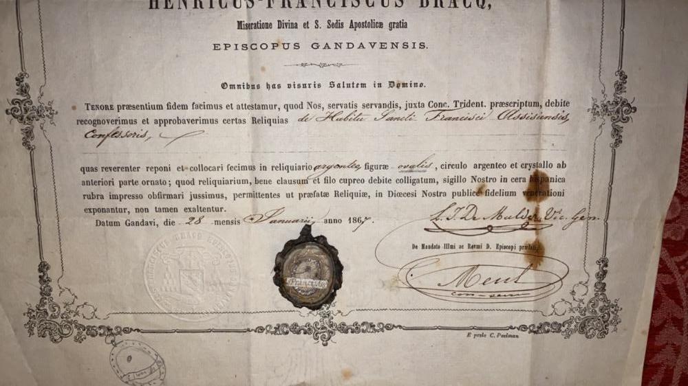 1  Reliquary - Relic St. Franciscus Ass. Ex Habitu With Original Document