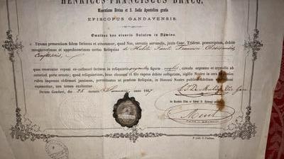 Reliquary - Relic St. Franciscus Ass. Ex Habitu With Original Document en Silver, Belgium 19th century ( anno 1867 )