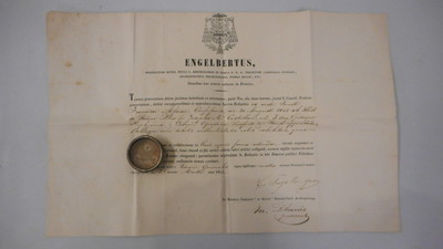 1  Reliquary - Relic St. Franciscus Ass. Ex Veste With Original Document