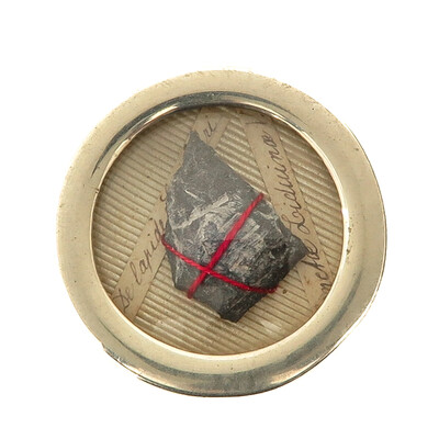 Reliquary - Relic Stone Of Stoning St. Liduina en Brass / Glass / Wax Seal, Belgium  19 th century