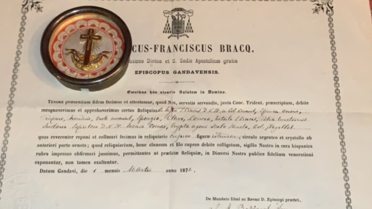 1  Reliquary - Relic With Original Document