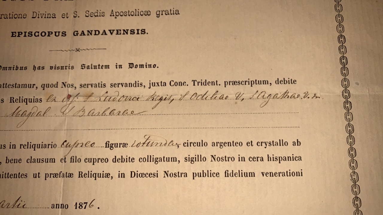 1  Reliquary - Relic With Original Document. Relics : Ex Ossibus. S. Ludovici Regis. S. Odiliae V. S. Agathae V.M. Elisabeth Hung. S. Maria Magdal. S. Barbara.
