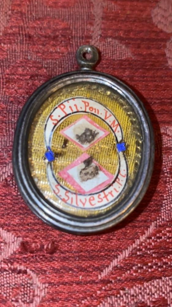 1  Reliquary - Relics St. Pius V, P.M. St. Sylvester P.