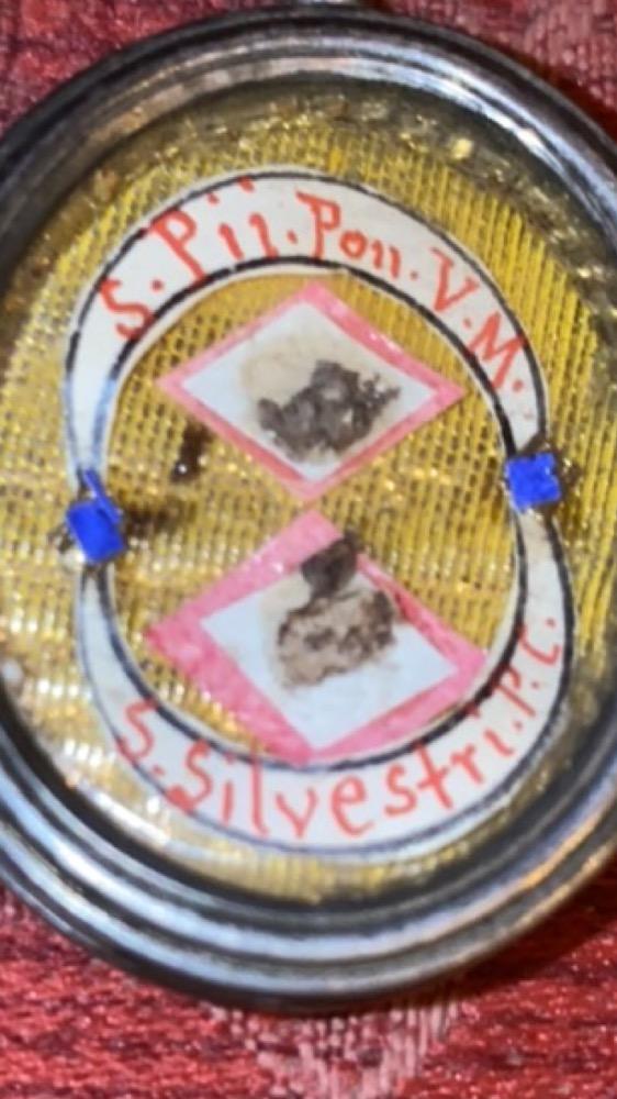 1  Reliquary - Relics St. Pius V, P.M. St. Sylvester P.