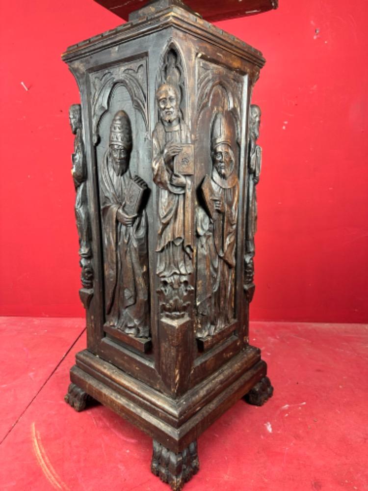 1 Renaissance Double - Sided Lectern