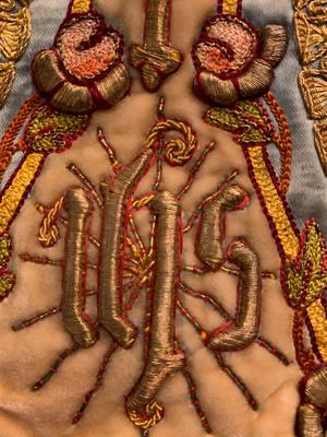 Robe For Child Jesus  en Embroidery - Brocade, Belgium 19th century ( anno 1850 )