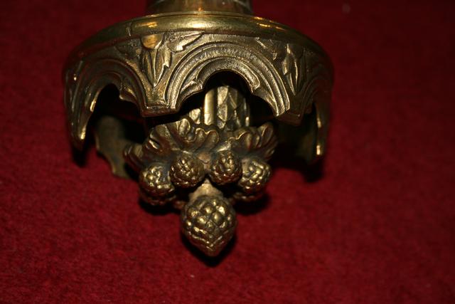 1 roman Sanctuary Lamp