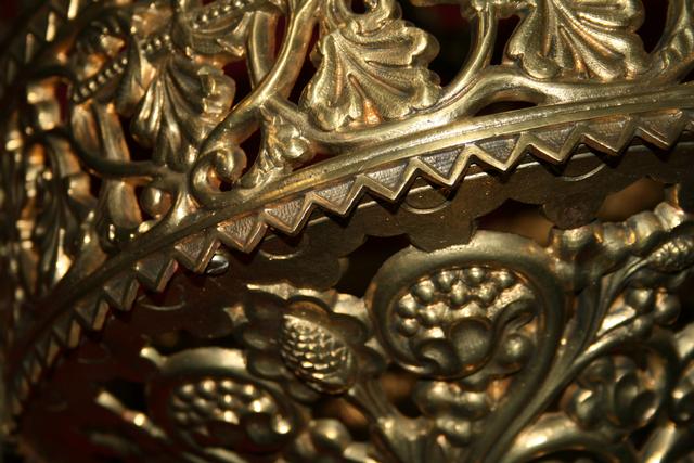 1 roman Sanctuary Lamp