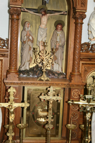 1 Romanesque Altar