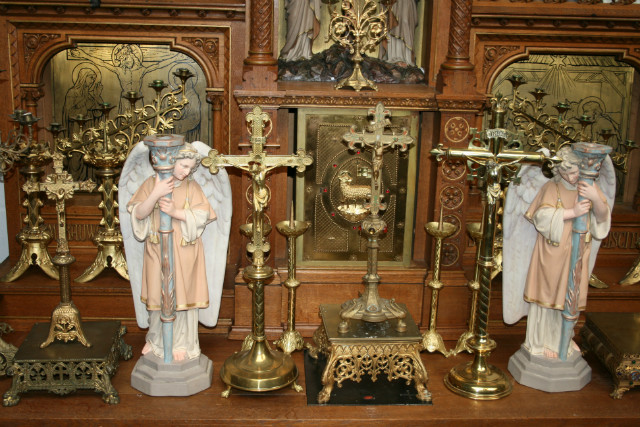 1 Romanesque Altar
