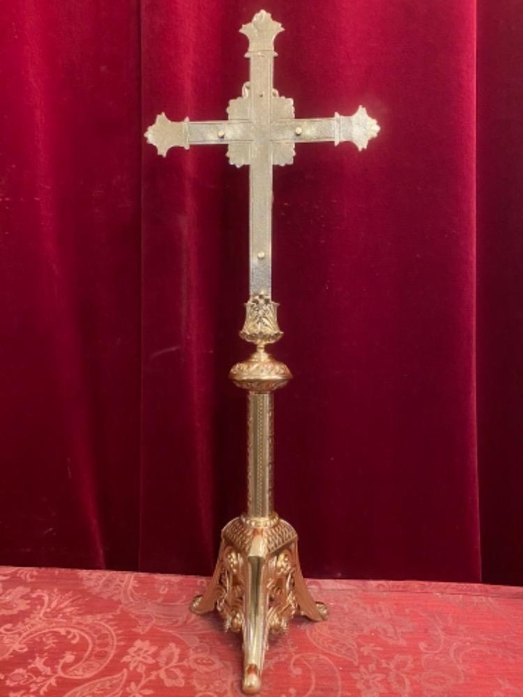 1 Romanesque Altar - Cross