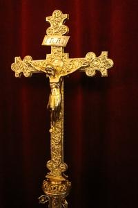 Altar - Cross Polished And Varnished. Weight 5.7 Kgs. style Romanesque en Bronze, France 19th century