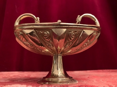 Boat Polisched And Varnished  style Romanesque en Bronze / Polished and Varnished, France 19th century ( anno 1875 )