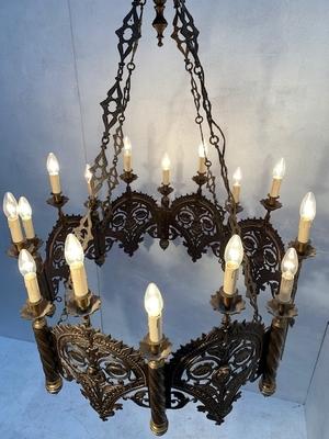 Chandelier style Romanesque en Bronze, France 19th century