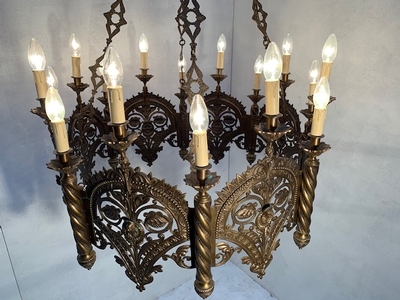 Chandelier style Romanesque en Bronze, France 19th century