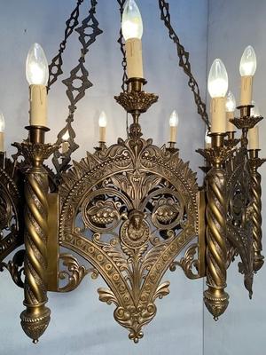 Chandelier style Romanesque en Bronze, France 19th century