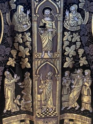 Chasuble By : Maison J.A. Henry. style Romanesque en Fabric, Lyon France 19th century ( anno 1820 )