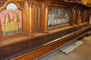 Communion - Kneeler. Origine Tichelchurch Amsterdam. Atelier Bokhoven.  style Romanesque en hand-carved wood oak / polychrome, Dutch 19th century