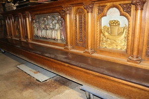 Communion - Kneeler. Origine Tichelchurch Amsterdam. Atelier Bokhoven.  style Romanesque en hand-carved wood oak / polychrome, Dutch 19th century