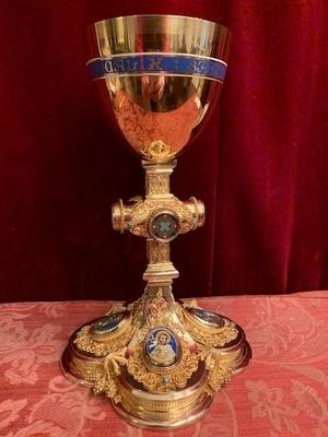 Exeptional Chalice With Original Paten. Weight Chalice 1.05 Kgs ! Reserved style Romanesque en Full silver / Gilt / Filigrain /  Enamel - Medallions / Stones , France 19th century ( anno 1865 )