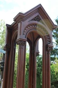 Exposition - Chapel style Romanesque en Oak wood, Belgium 19th century