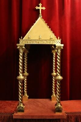 Exposition Chapel style Romanesque en Brass / Bronze / Polished and Varnished, France 19th century