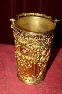 Holy Water Bucket Measures Without Handle style Romanesque en Bronze / Gilt, France 19th century