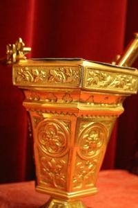 Holy Water Holder style Romanesque en Bronze Polisched and Varnished, France 19th century