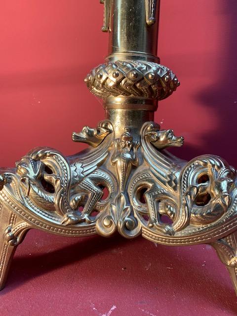 1 Romanesque Pascal Candlestick Measures Without Pin