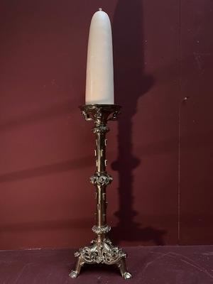 Pascal Candlestick Measures Without Pin style Romanesque en Bronze / Gilt, France 19th century