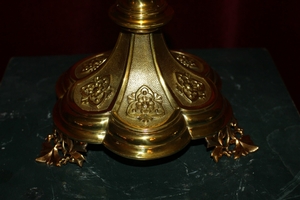 Reliquary style Romanesque en Brass / Bronze / Polished and Varnished, France 19th century