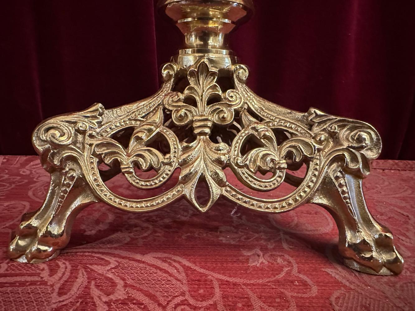 1 Romanesque - Style Altar - Cross