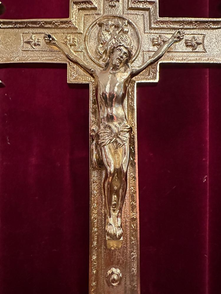 1 Romanesque - Style Altar - Cross