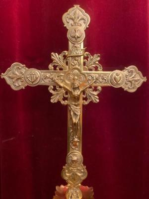 Altar - Cross style Romanesque - Style en Brass / Polished / New Varnished, France 19th century ( anno 1890 )