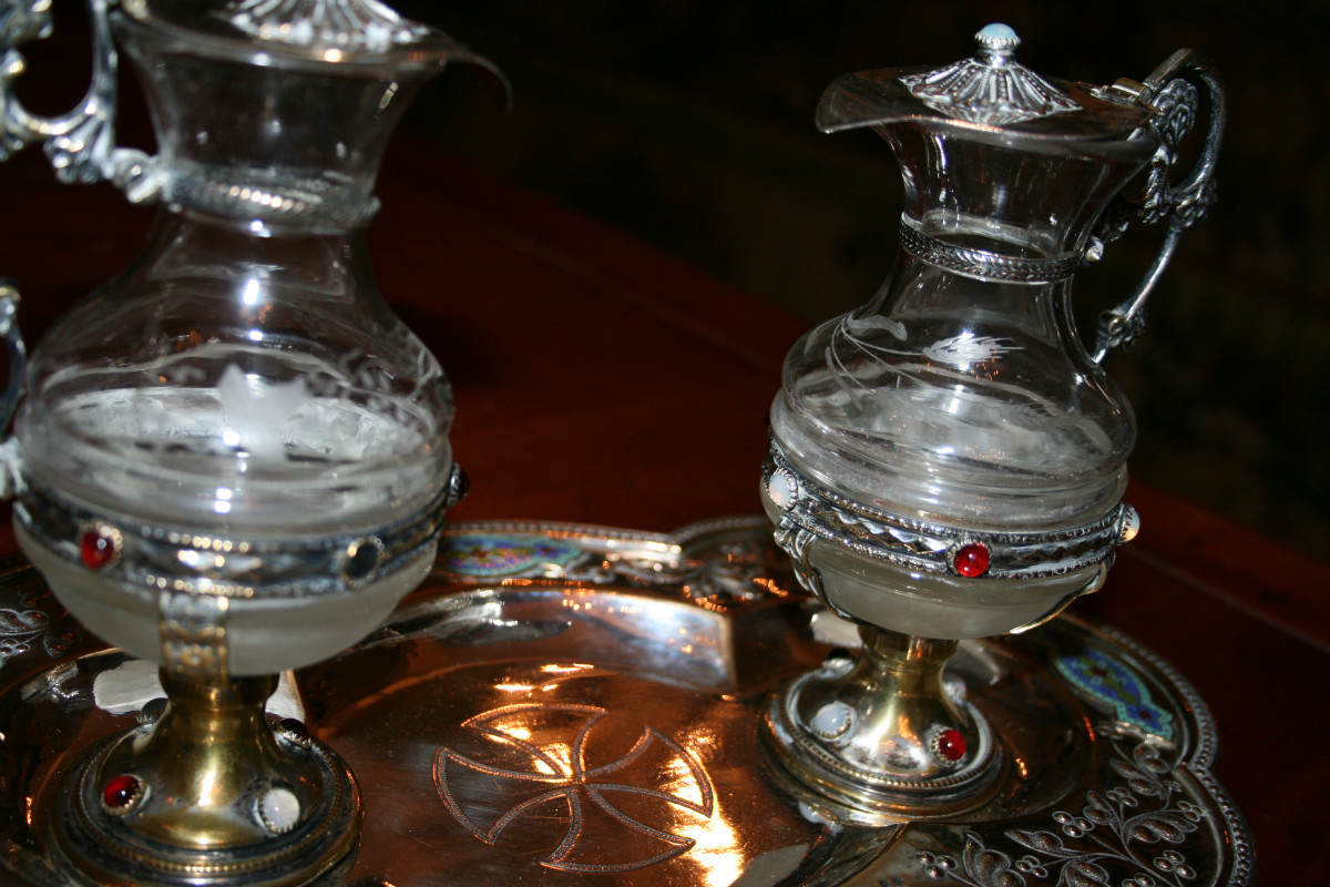 1 Romanesque - Style Cruets