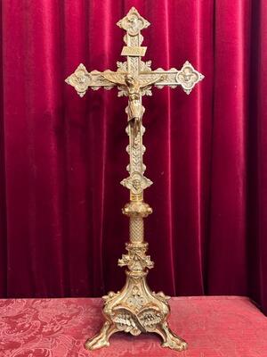 Exceptional Altar -Cross style Romanesque - Style en Bronze / Polished and Varnished, France 19 th century ( Anno 1875 )