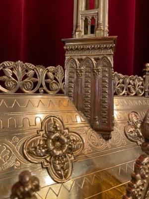 Exceptional Large Reliquary style Romanesque - Style en Bronze / Polished and Varnished, France 19 th century ( Anno 1865 )