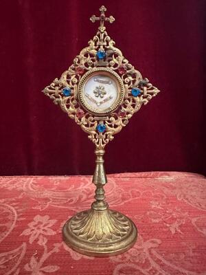 Reliquary - Relic Ex Ossibus St. Eustella style Romanesque - Style en Brass - Gilt / Stones / Originally Sealed, France 19 th century ( Anno 1865 )