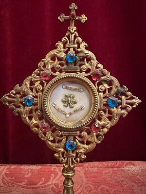 Reliquary - Relic Ex Ossibus St. Eustella style Romanesque - Style en Brass - Gilt / Stones / Originally Sealed, France 19 th century ( Anno 1865 )