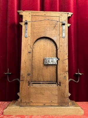 Tabernacle Front With Imagination Of St. John Baptist style Romanesque - Style en Oak wood / Hand - Forget Iron, Flemish - Belgium 19 th century ( Anno 1850 )