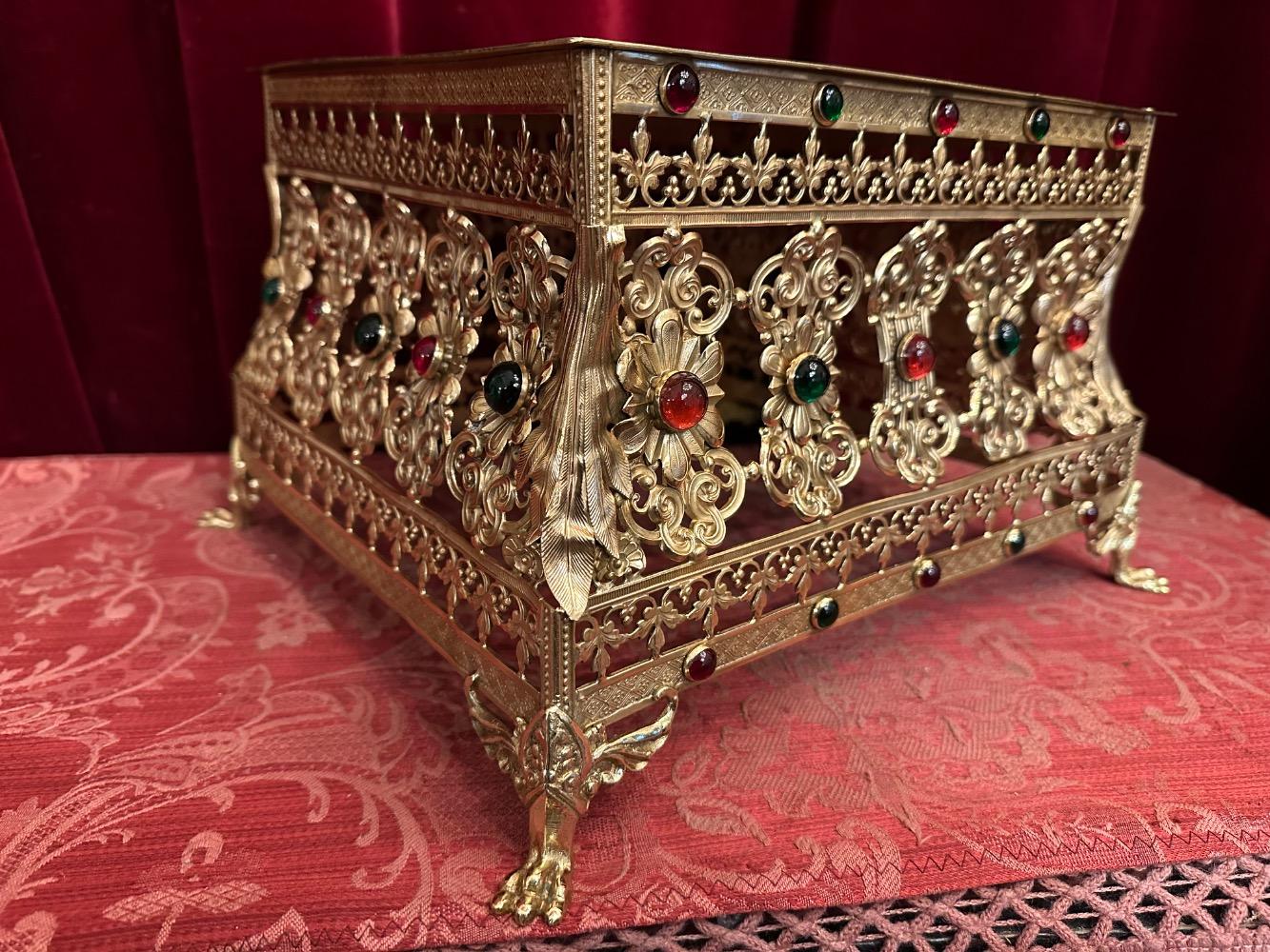 1 Romanesque - Style Tabor