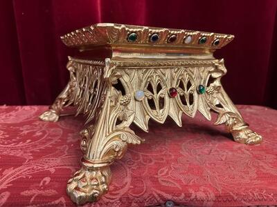 1 Romanesque - Style Tabor