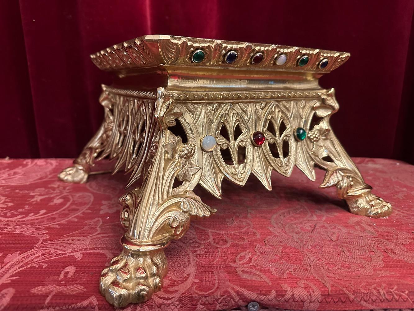 1 Romanesque - Style Tabor