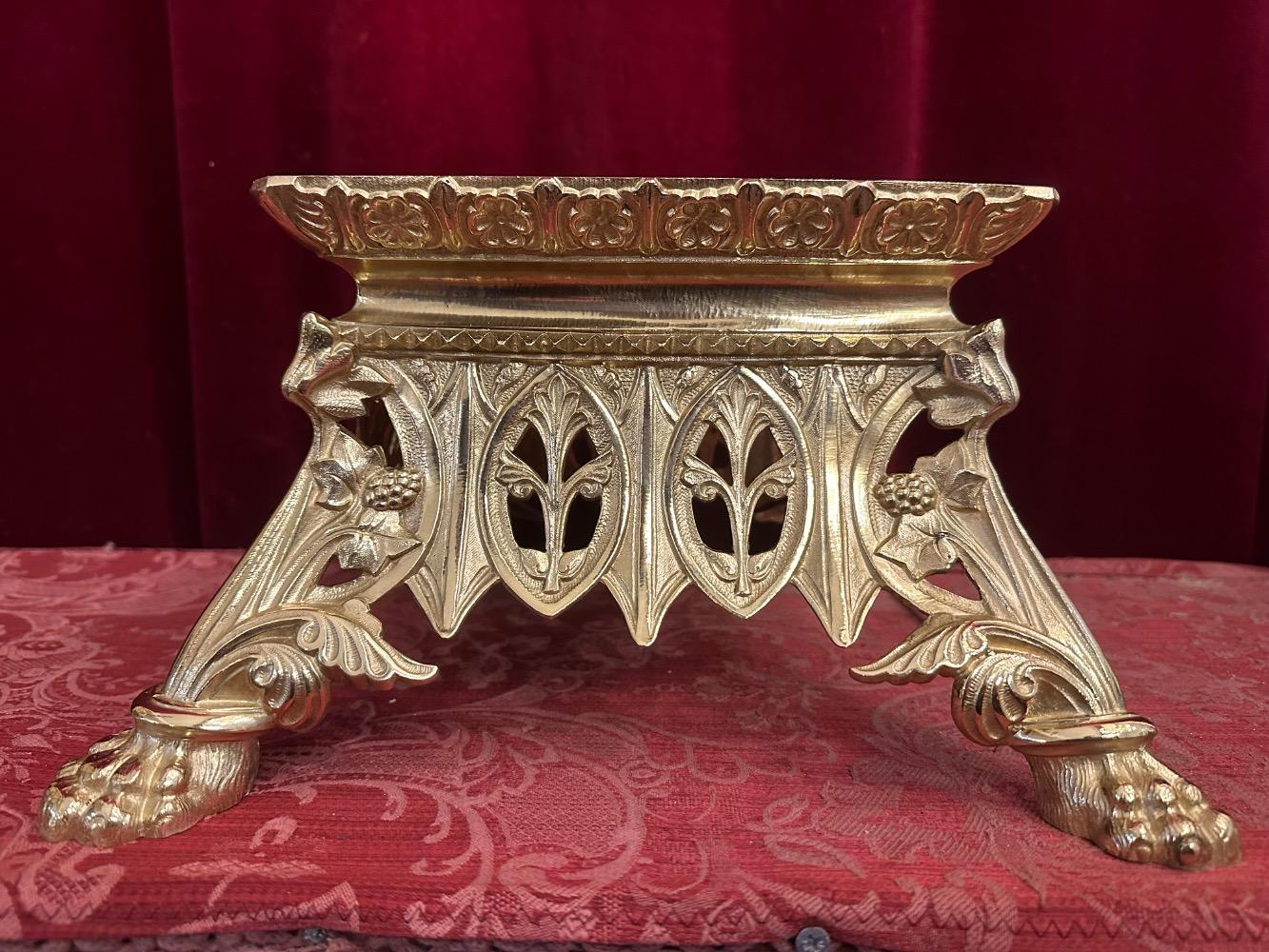 1 Romanesque - Style Tabor