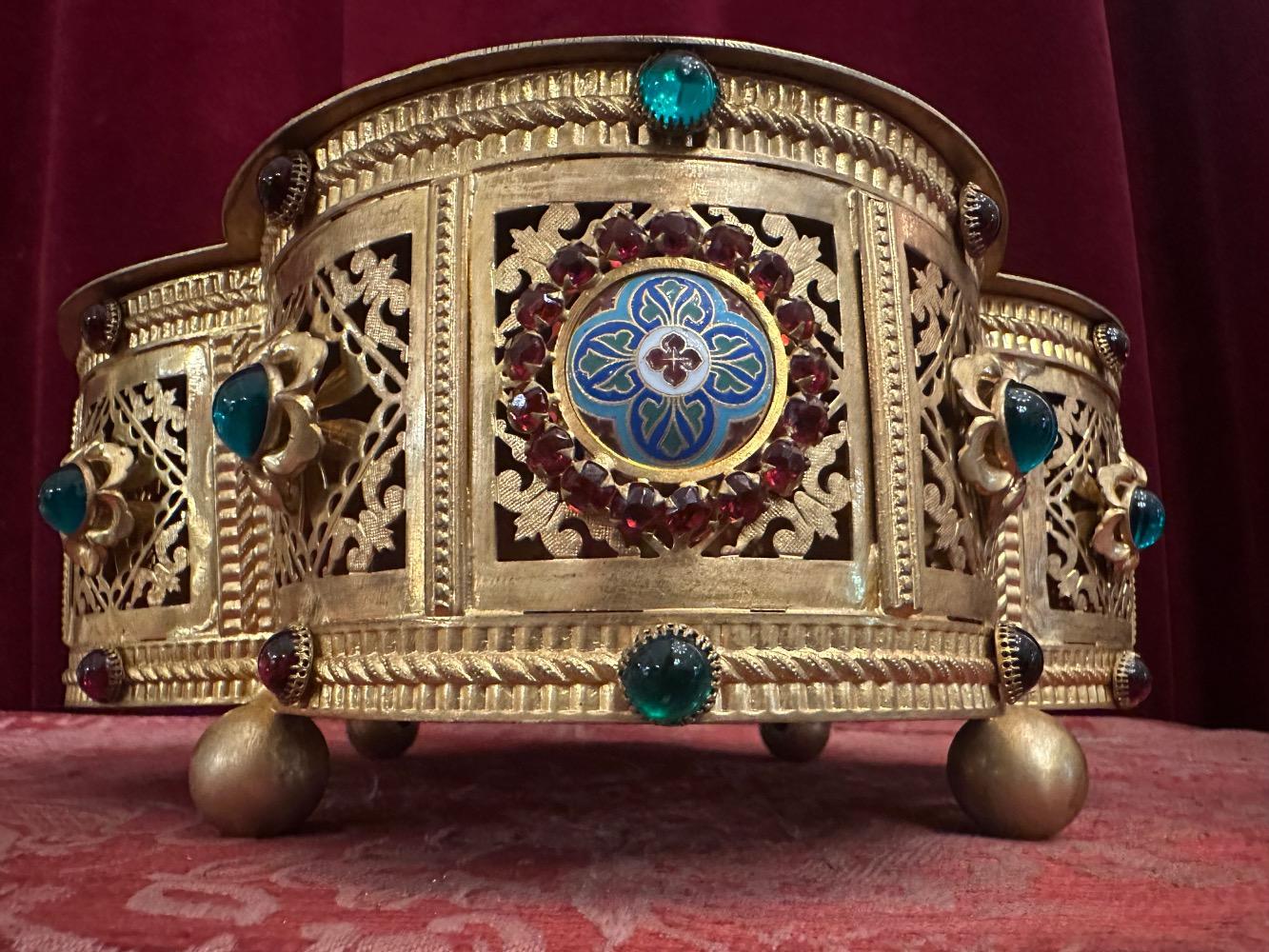 1 Romanesque - Style Tabor